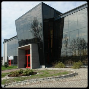 Jawo - realizacja projektu przebudowy i rozbudowy zakłada - elewacja frontowa
